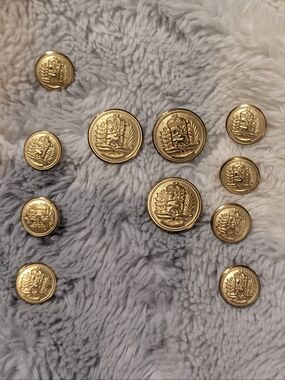 Sutter And Grant Gold Shield Embossed Coat Buttons - Set of 11